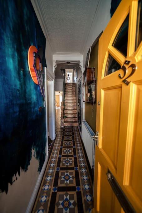 Glenroy Arts Gallery Meets Living Space Cardiff Esterno foto