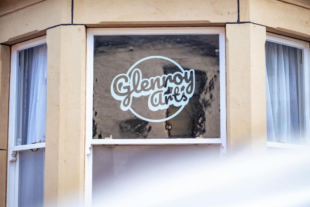 Glenroy Arts Gallery Meets Living Space Cardiff Esterno foto